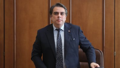 "Продължаваме промяната" решава дали да внесе вот на недоверие