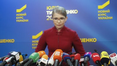 Юлия Тимошенко е на апаратно дишане, температурата ѝ не пада