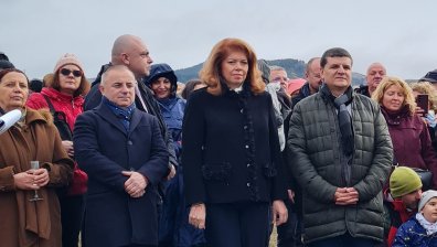 Илияна Йотова: РСМ сама блокира членството си в ЕС, България е непреклонна