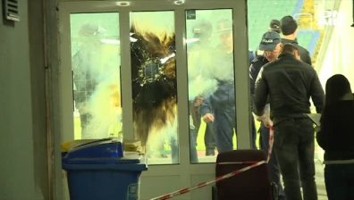 Арестуваният за футболно хулиганство през април иска на свобода