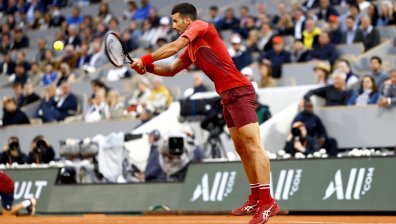 Джокович започна с летящ старт защитата на титлата си в Париж