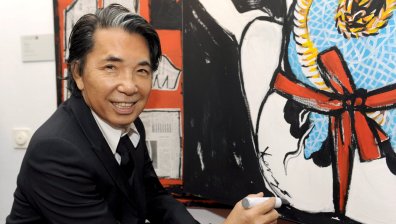 Известният японски дизайнер Кензо Такада почина от Ковид-19
