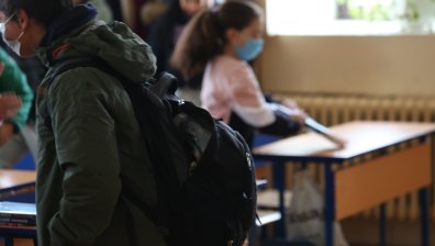 Над 11 000 българчета в чужбина се явиха на първия по рода си тест по български език