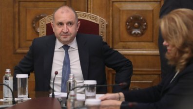 Радев алармира: Случаят в Полша може да разшири обхвата на войната в Украйна