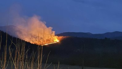 Голям пожар пламна край село Български извор (+СНИМКИ)