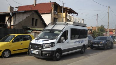 Акция срещу купувания вот във "Филиповци" и "Христо Ботев", има задържани