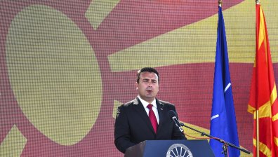 Заев: Очаквам спорът със София да се реши след изборите през март