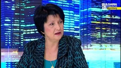 Надежда Сандолова: Трябва да си вземем поука от блокирането на някои европрограми