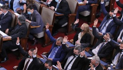Всички срещу един: Какъв е обликът на новия парламент?
