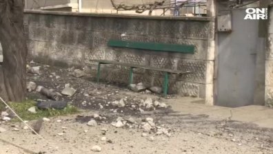 Инцидент с машина за полагане на асфалт, шофьорът ѝ е в тежко състояние