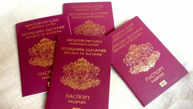 17 държави признават изтекли български лични документи
