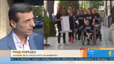 Манолов се извини на майките за "нещастните деца", те остават непреклонни