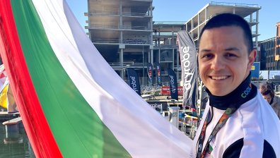 Цанко Цанков триумфира с три златни медала по зимно плуване в Балтийско море