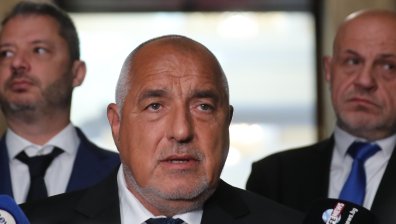 Борисов обяви кратък срок на кабинета "Желязков", ако мине с "трик" в НС