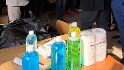 След верото и пастата за зъби - бедните ще получат хранителните пакети през декември