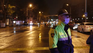 Един убит и двама ранени след спор за носене на маска в САЩ