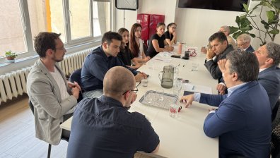 "Продължаваме промяната" обсъди с млади лекари проблемите с ниското заплащане