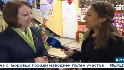 Деца в забавачката: Учители на работа, родитeли на работа