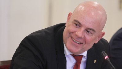 Гешев сезира КС относно решението за закриване на спецсъда и спецпрокуратурата