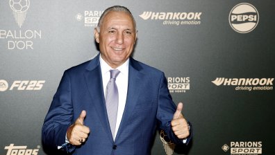 Христо Стоичков редом до редица легенди за "Златната топка" в Париж (СНИМКИ)