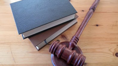 3 г. затвор за полицай от РУ в столицата за поискан и приет подкуп
