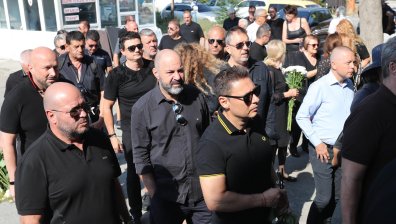 Поклонението пред Тодор Славков в СНИМКИ