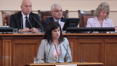 Дариткова: Осигурените българи могат да ползват болничен за карантина