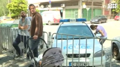 Кола блъсна 3-годишно дете на пешеходна пътека в София