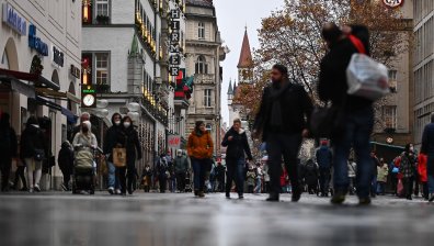 Сблъсъци и арести: 5000 души протестираха в Мюнхен срещу мерките (+ВИДЕО)