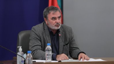 Д-р Кунчев: Ако направим глупостта да вдигнем всички мерки, ще напълним болниците