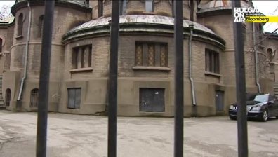 Отец Николай: Българските затвори са складове за хора - заради администрацията