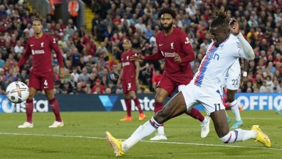 "Ливърпул" се издъни срещу "Кристъл Палас", стига само до равенство