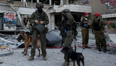 Израел е убил трима ирански командири и е атакувал ядрен обект