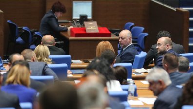 Втори опит на депутатите да изберат председател на Народното събрание