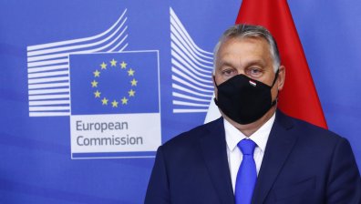 Обиденият Орбан поиска оставката на Вера Йоурова