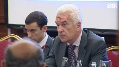 Сидеров подозира, че ГЕРБ имат изгода ОП да са нестабилни за евроизборите