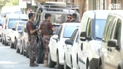 Турската полиция арестува двама за стрелбата по посолството на САЩ