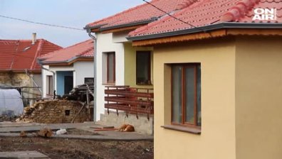 12 семейства получиха ключовете за новите си домове в Хитрино