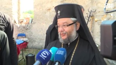 След повече от 50 г.: Първа литургия в "потопения" храм "Св. Иван Рилски"