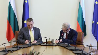 Премиерът Денков подписа Меморандум за сътрудничество с "Прозрачност без граници"