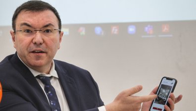 Ресторантьорите искат публичен дебат с Ангелов, обвиниха го в лъжа