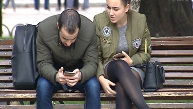 "Фабинг" култура, или как технологиите промениха общуването между хората