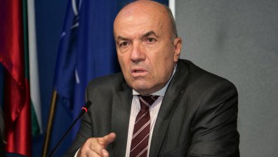 С 2 млн. лв. по-скъпо излизат изборите в чужбина, командироват над 1000 души