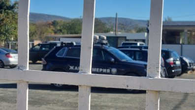 Балотажът в Несебър преминава при засилено полицейско присъствие