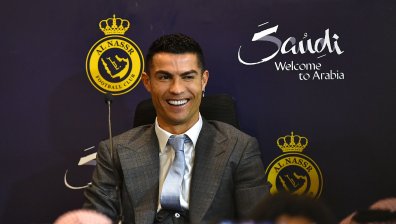 Роналдо с гаф при представянето си, обърка Саудитска Арабия с Южна Африка