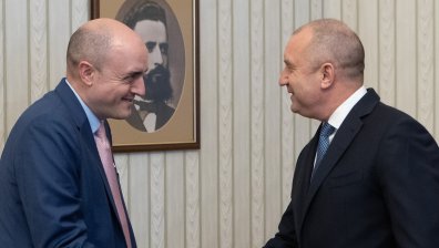 Радев: Трябва да се гарантира финансовата независимост на медиите
