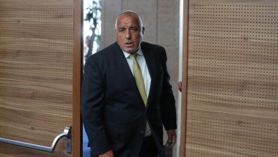 Бойко Борисов: Ние привличахме инвеститори, а сега си събират куфарите