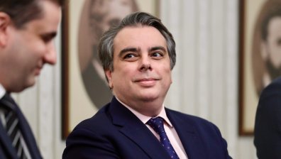 Асен Василев: Най-разумната дата за избори е 19 април