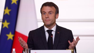 Макрон: Русия реагира страхливо, бомбардира с ясна цел - да посее ужас сред населението