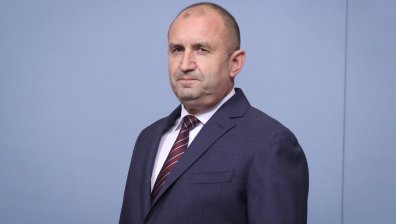 Радев: Вместо работещи решения, ни сервираха атака срещу президентската институция